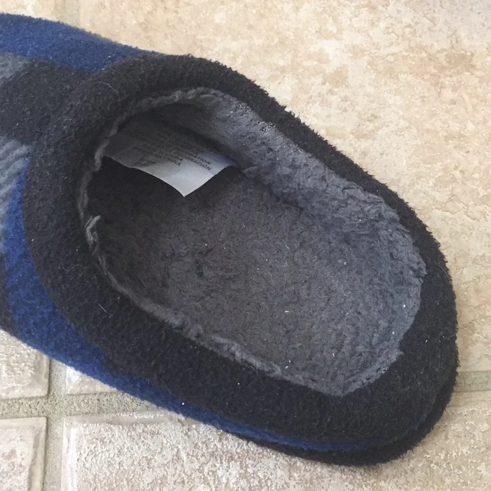 Cuddl Duds Boys Buffalo Check Fleece Slippers